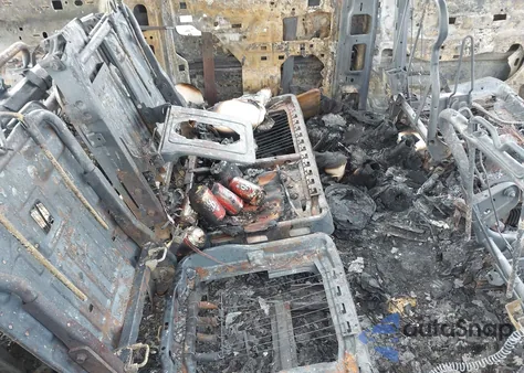 2005 GMC Yukon Xl 1500 Sle z USA, uszkodzony, nr VIN 3GKEC16Z45G114356